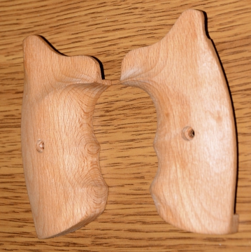 Накладки буковые для револьвера