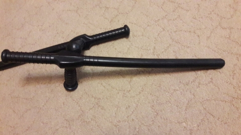 Дубінка Тонфа для Самооборони - Ергономічна і Міцна