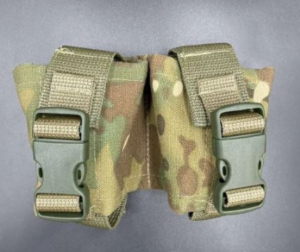 Тактичний подвійний підсумок під 2 гранати, обладнаний системою MOLLE