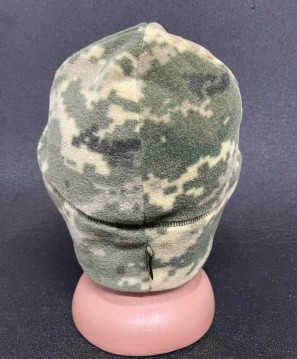 ЗРУЧНА ФЛІСОВА ШАПКА В КОЛЬОРІ ПІКСЕЛЬ