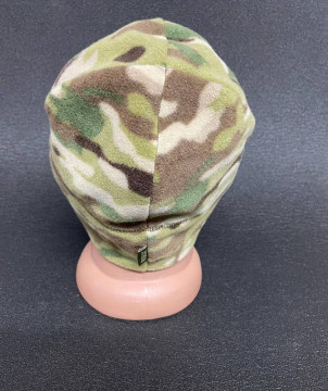 ЗРУЧНА ФЛІСОВА ШАПКА В КОЛЬОРІ МУЛЬТИКАМ