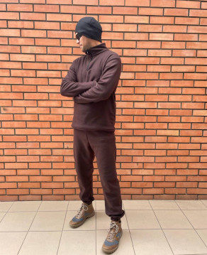 ЧОЛОВІЧА ФЛІСОВА ТЕРМОБІЛИЗНА КОРИЧНЕВОГО КОЛЬОРУ