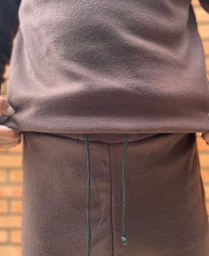 ЧОЛОВІЧА ФЛІСОВА ТЕРМОБІЛИЗНА КОРИЧНЕВОГО КОЛЬОРУ