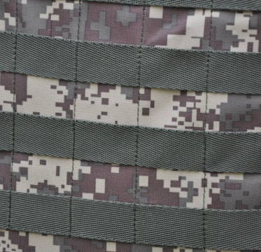 Універсальна регульована плитоноска в кольорі піксель, без плит