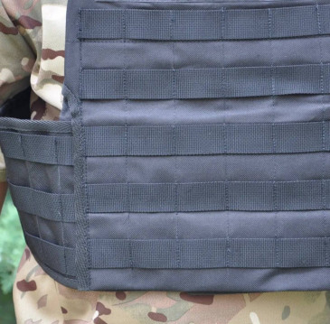 Універсальна регульована плитоноска чорного кольору, без плит