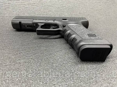 ПНЕВМАТИЧНИЙ ПІСТОЛЕТ UMAREX GLOCK 17 BLOWBACK КАЛ.4,5ММ