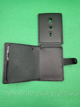 Обкладинка на посвідчення Національна поліція з жетоном на кнопці