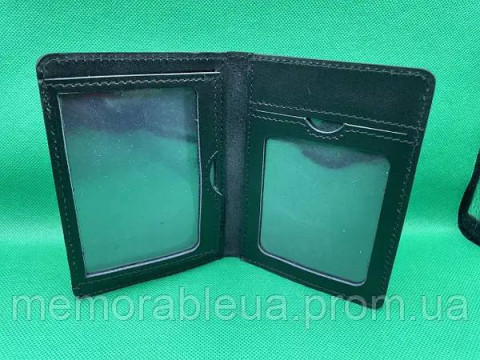 Чорна шкіряна обкладинка для документів мисливця