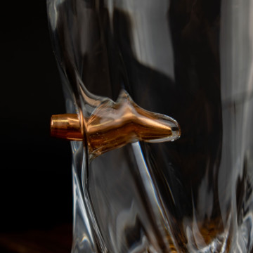 Кришталева склянка для віскі зі справжньою кулею 7.62 мм