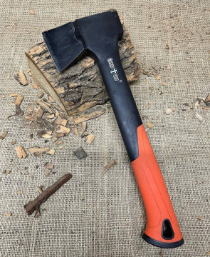 Сокира GRAND WAY з прогумованою ручкою