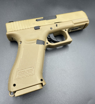 ПНЕВМАТИЧНИЙ ПІСТОЛЕТ UMAREX GLOCK 19X NON- BLOWBACK КАЛ.4,5ММ
