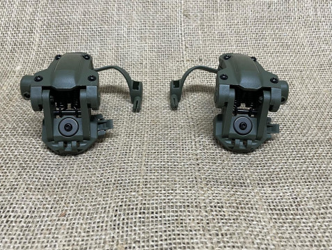 Універсальні адаптери на шолом для активних навушників