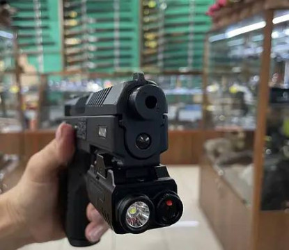 Підствольний тактичний ліхтарик з відеокамерою Xgun ODIN HD