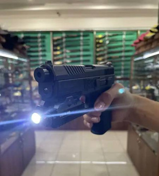 Підствольний тактичний ліхтарик з відеокамерою Xgun ODIN HD