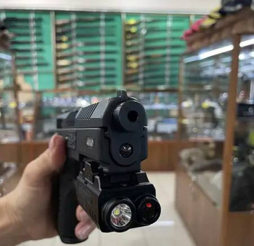 Підствольний тактичний ліхтарик з відеокамерою Xgun ODIN HD