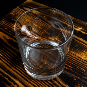 Склянка для віскі зі справжньою кулею 7.62 мм