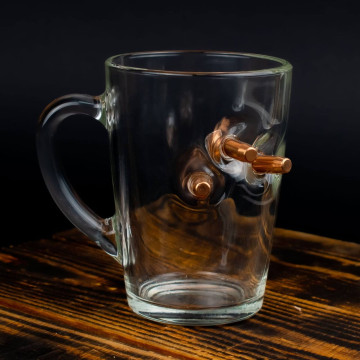 Чашка з трьома кулями