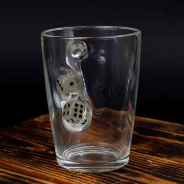 Чашка з кубиком