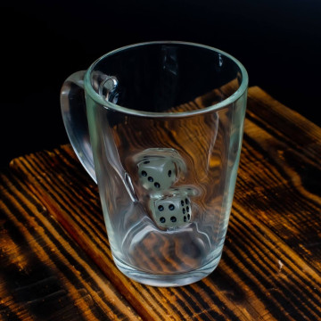 Чашка з кубиком