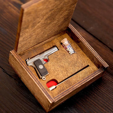 Колекційна модель пістолета TT (Тульський Токарєв)