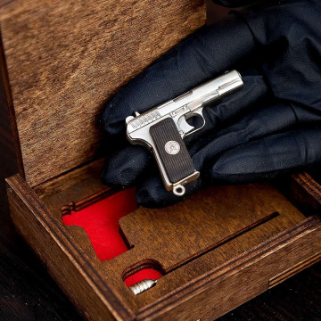 Колекційна модель пістолета TT (Тульський Токарєв)