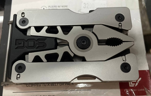 Мультитул-пряжка SOG Sync II (65мм, 12 функцій)