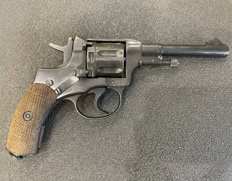 Револьвер Наган "Комбриг" 1944
