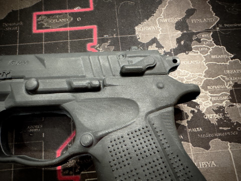 Тренувальний Гумовий Пістолет Форт-17 - Макет для Навчання Самозахисту