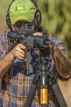 Карабін Мисливський Нарізний Chiappa MFOUR-22 GEN III 22LR 16" Black