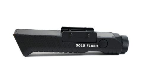 Підствольний ліхтарик XGun VENOM SOLO FLASH 1450 Lm на Weaver/Picatinny