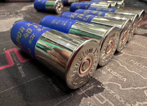 Патрон ТАХО Дрон Хантер кал. 12/70 дріб № 3 (3,5 мм) + №5 (3 мм) наважка 40 г