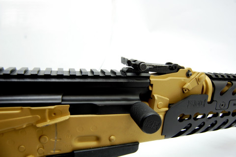 Збільшена ручка затвора для карабінів на базі АК