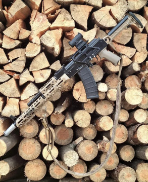 Бічний Кронштейн з Планкою Пікатіні Встановлюється на Ластівчин Хвіст Кронштейн Для Встановлення На Ластівчин Хвіст Кронштейн