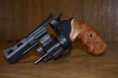 Револьвер под патрон Флобера Streamer 3