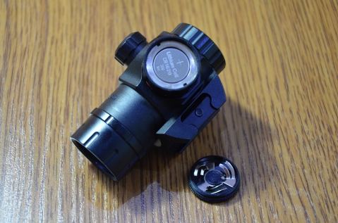 Прицел коллиматорный Vector Optics Harrier 1x22 Dot