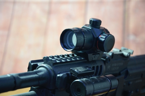 Прицел коллиматорный Vector Optics Harrier 1x22 Dot