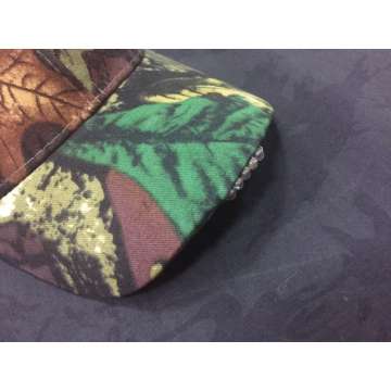 Кепка с фонариком Лес