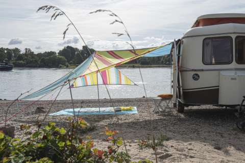 Тент High Peak Bent Caribbean Canvas AO Stripe Lime Punch (50008)