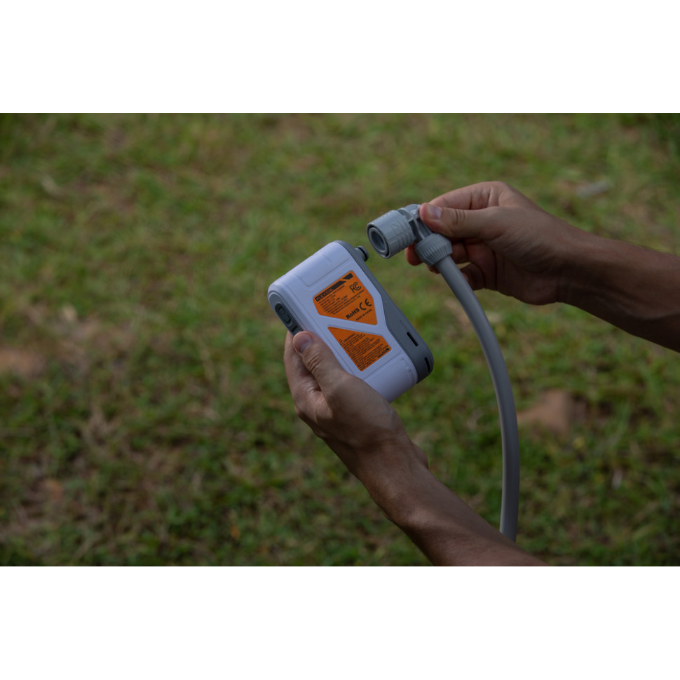 Душ портативний з насосом на акумуляторі Flextail Max Shower із чохлом, білий