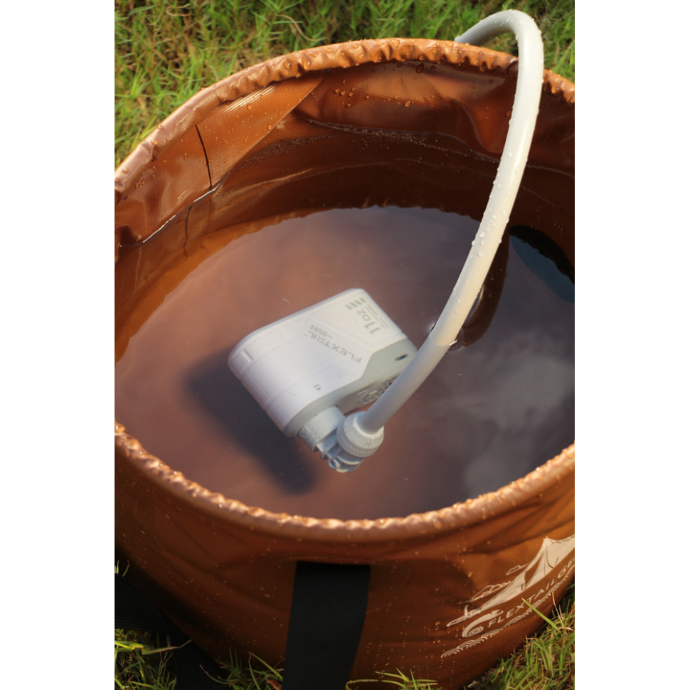 Душ портативний з насосом на акумуляторі Flextail Max Shower із чохлом, білий