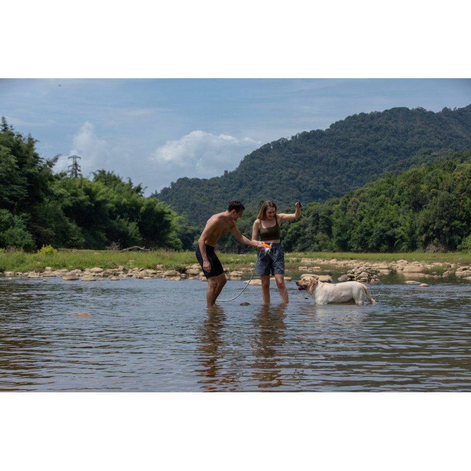 Душ портативний з насосом на акумуляторі Flextail Max Shower, білий