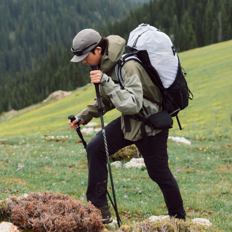 Рюкзак туристичний Naturehike Helium CNK2450XB016, 40 л, білий, M