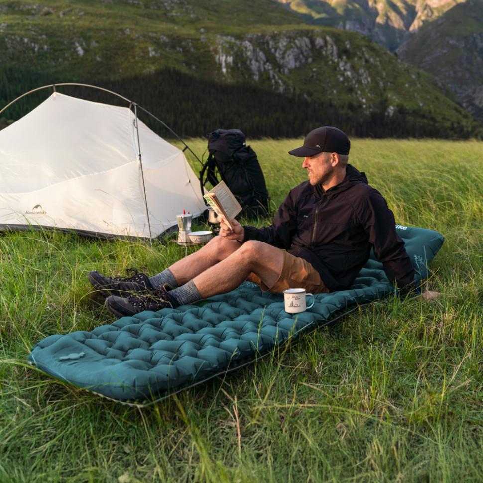 Матрац туристичний надувний одномісний  Naturehike CNK2550WS019, 200х60х6.5 см, синій, для кемпінгу із мішком для надування