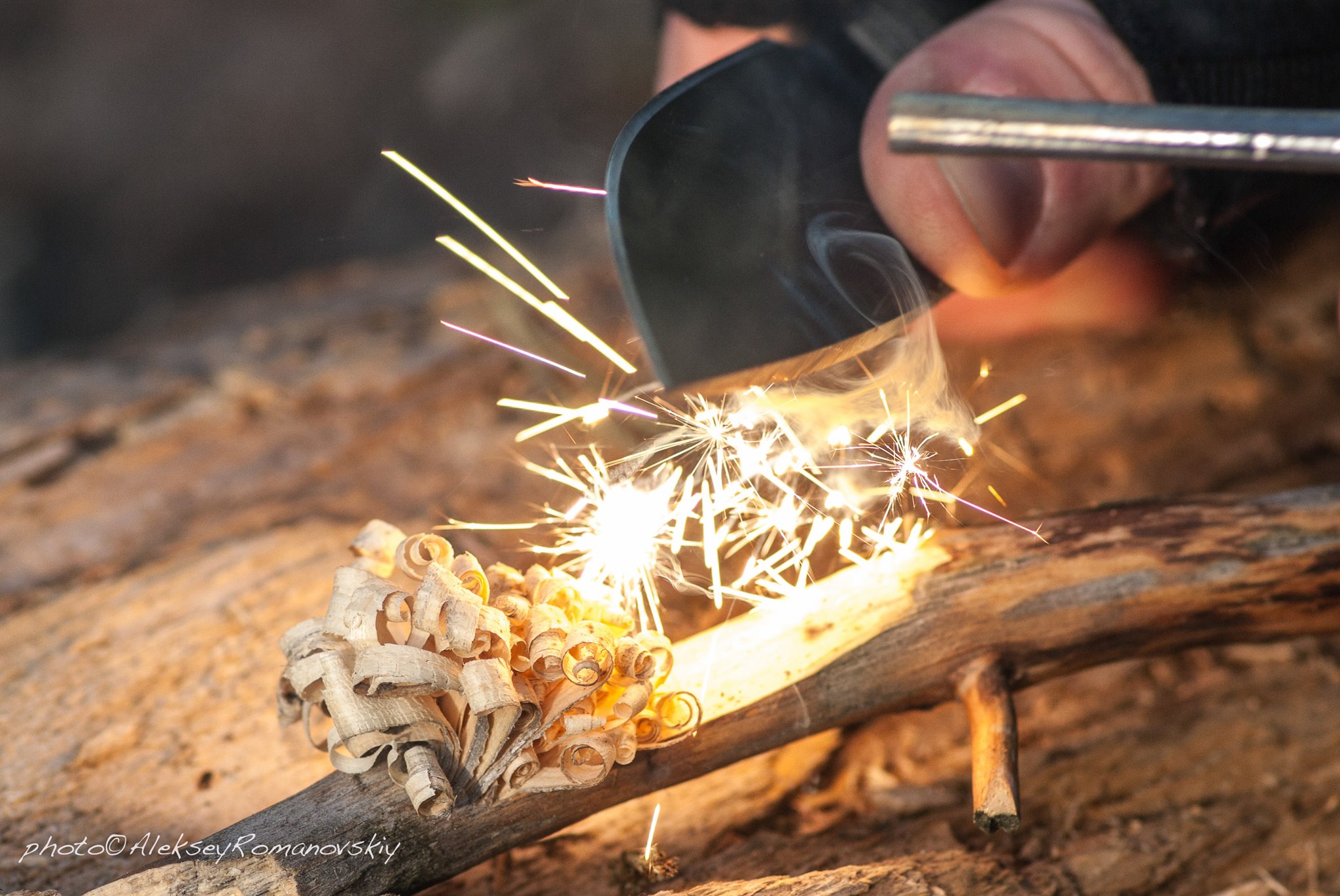 Ніж Ganzo G8012-BK чорний (G8012-BK)