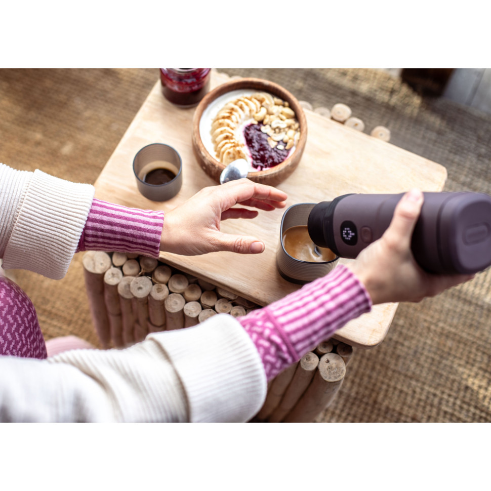 Портативна електрична еспресо-кавоварка Wacaco Pixapresso для меленої кави та капсул, червона