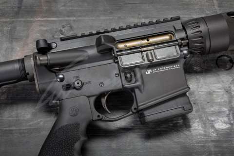 Карабин JP Enterprises JP-15 Ultralight Ready Rifle кал. .223 Rem. Ствол - 40 см. Цвет - черный