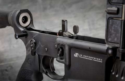Карабин JP Enterprises JP-15 Ultralight Ready Rifle кал. .223 Rem. Ствол - 40 см. Цвет - черный