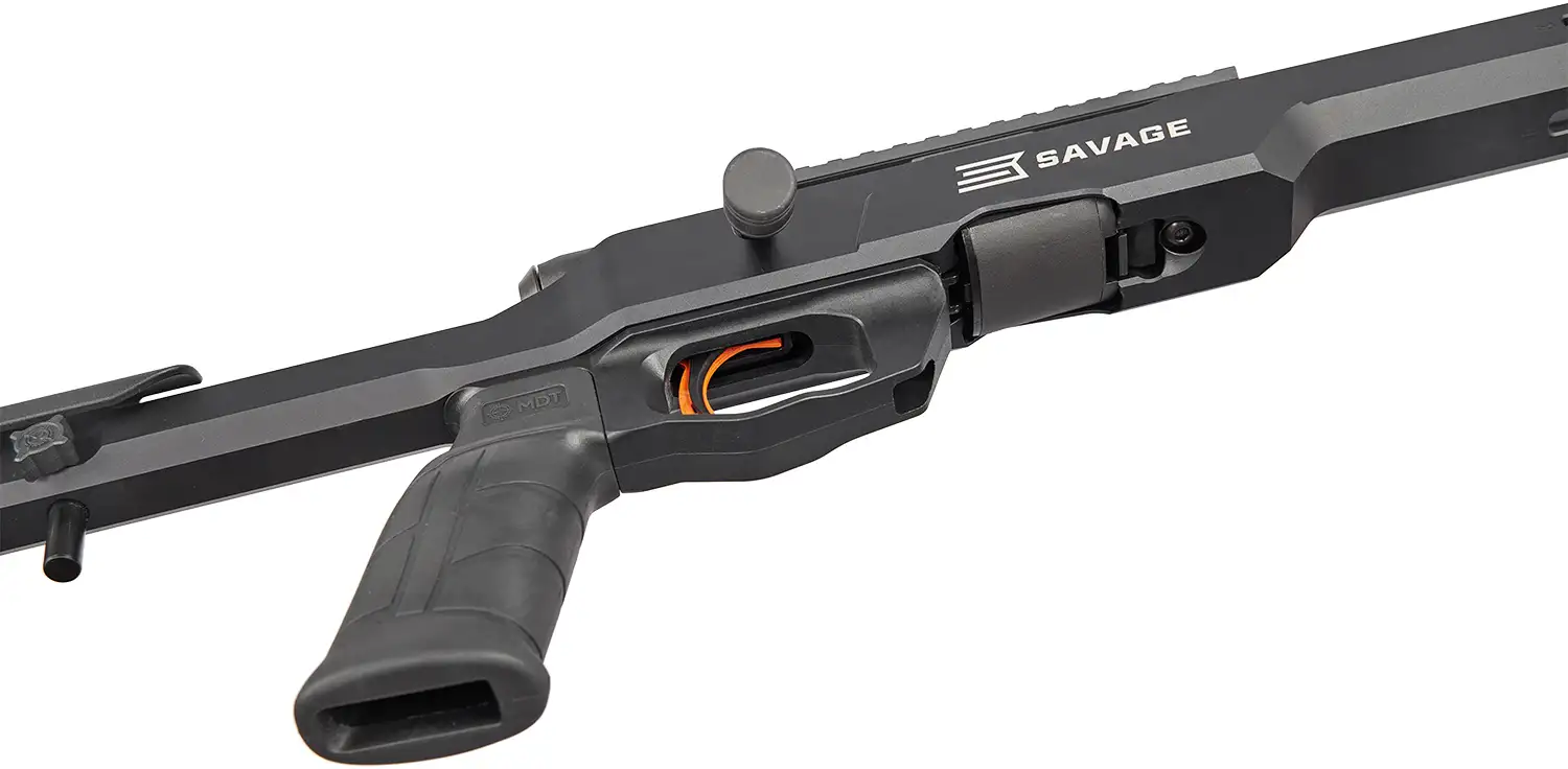 Винтовка малокалиберная Savage B17 Precision 18" кал. 17 HMR. Дульная резьба - 1/2"-28