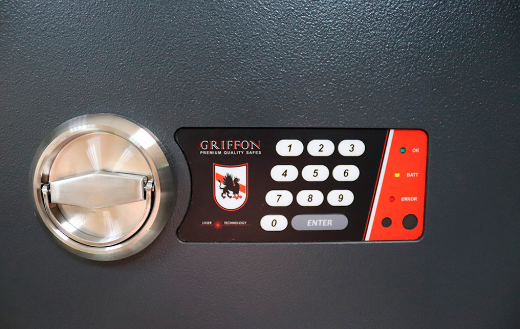 Сейф Griffon G.170.E.K