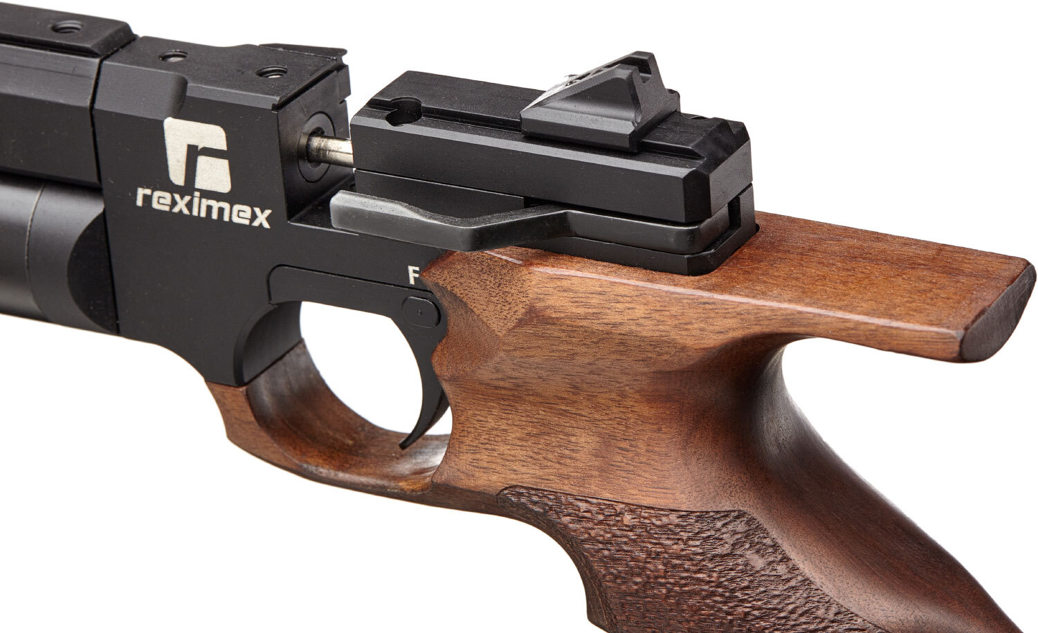 Карабин пневматический Reximex Rpa Wooder Grip кал. 4.5 мм